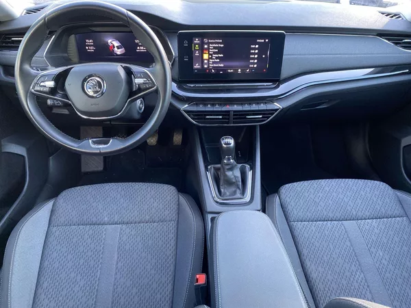 Škoda Octavia 1.5 TSI Style+ - foto 5