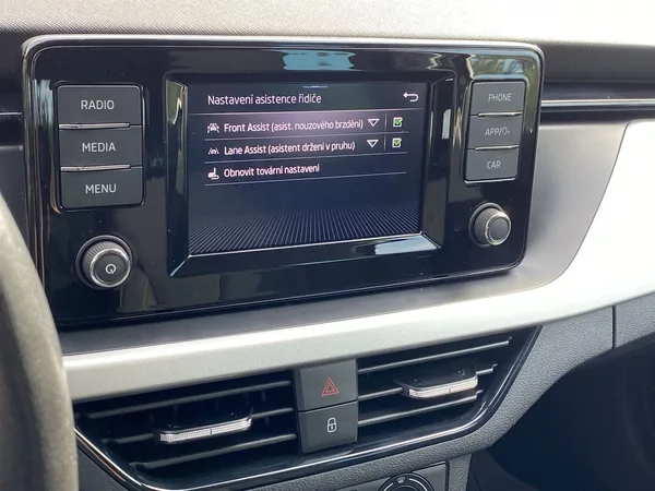 Škoda Scala 1.5 TSI Ambition - foto 16