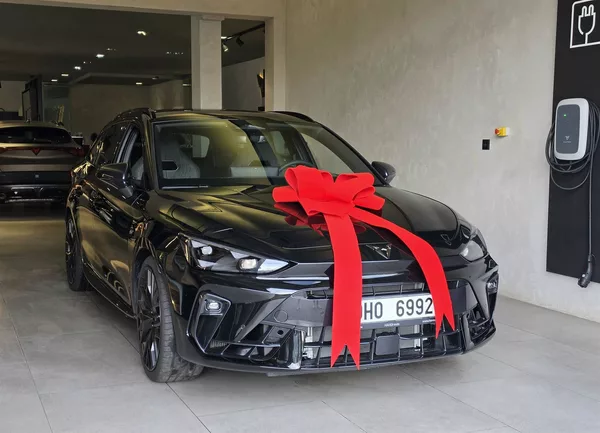 Cupra Leon SP VZ 2.0 TSI 333k DSG 4WD