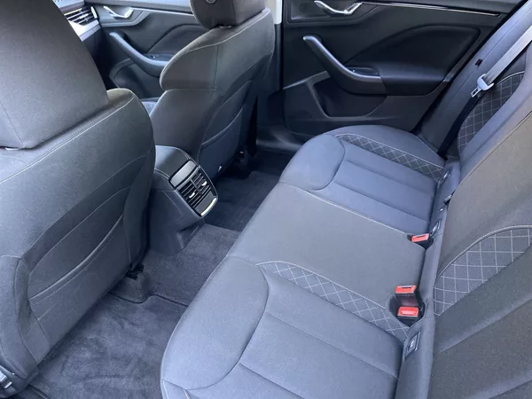 Škoda Kamiq 1.0 TSI Ambition - foto 7