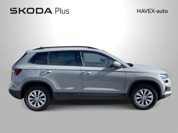 Škoda Karoq 1.5 TSI Selection - foto 32