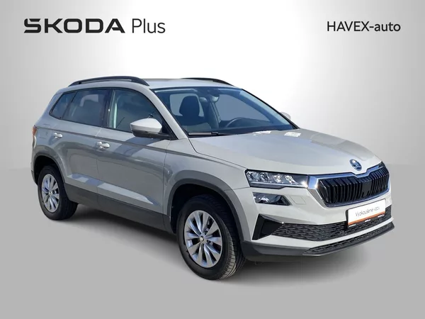 Škoda Karoq 1.5 TSI Selection - foto 33