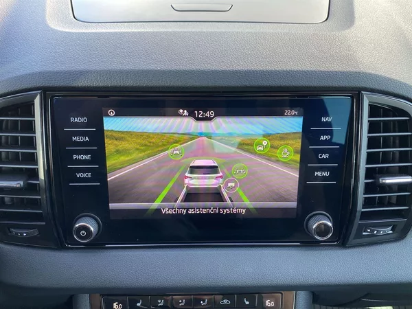 Škoda Karoq 2.0 TDI 4x4 DSG Selection - foto 14