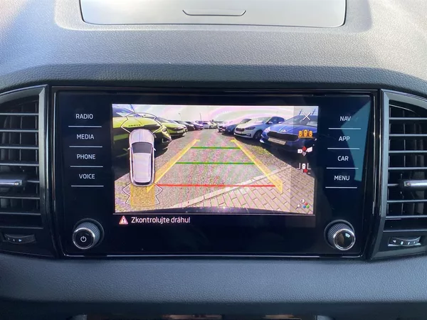 Škoda Karoq 2.0 TDI 4x4 DSG Selection - foto 15