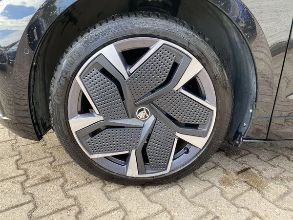 Škoda Enyaq iV 80x RS - foto 35