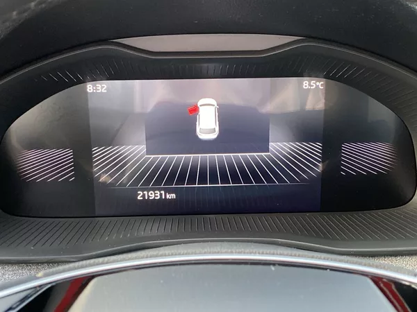 Škoda Kamiq 1.0 TSI Selection - foto 10
