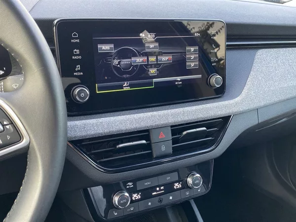 Škoda Kamiq 1.0 TSI Selection - foto 13