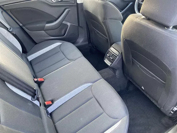 Škoda Kamiq 1.0 TSI Selection - foto 9