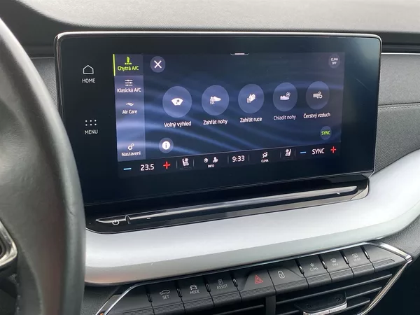 Škoda Octavia Combi 2.0 TDI DSG Style + - foto 14