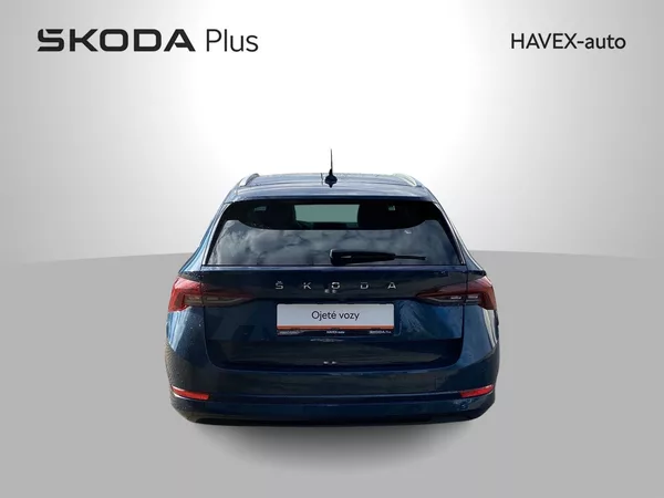 Škoda Octavia Combi 2.0 TDI DSG Style + - foto 37