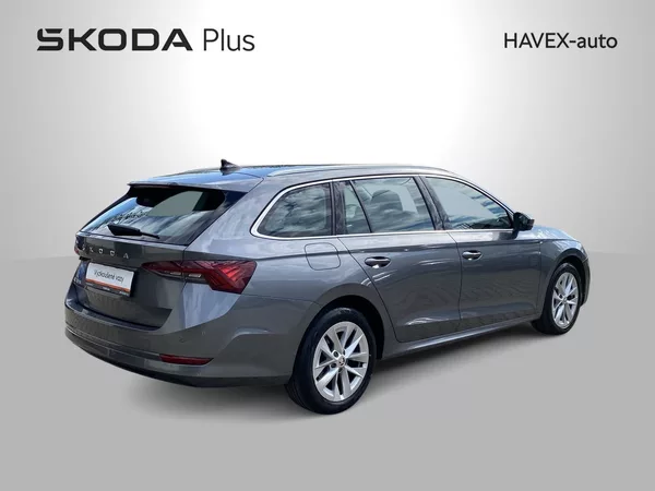 Škoda Octavia Combi 2.0 TDI DSG Style + - foto 2