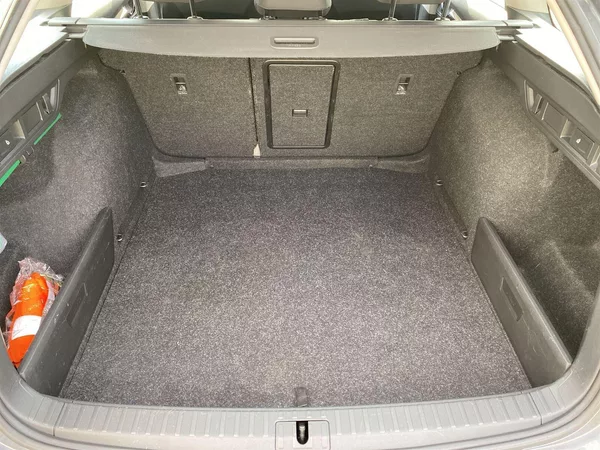 Škoda Octavia Combi 2.0 TDI DSG Style + - foto 27