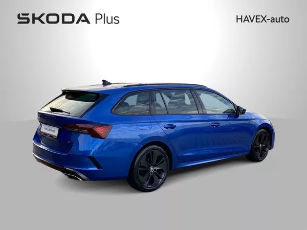 Škoda Octavia Combi 2.0 TDI DSG RS - foto 2