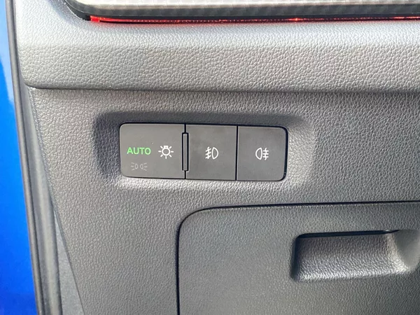 Škoda Octavia Combi 2.0 TDI DSG RS - foto 23