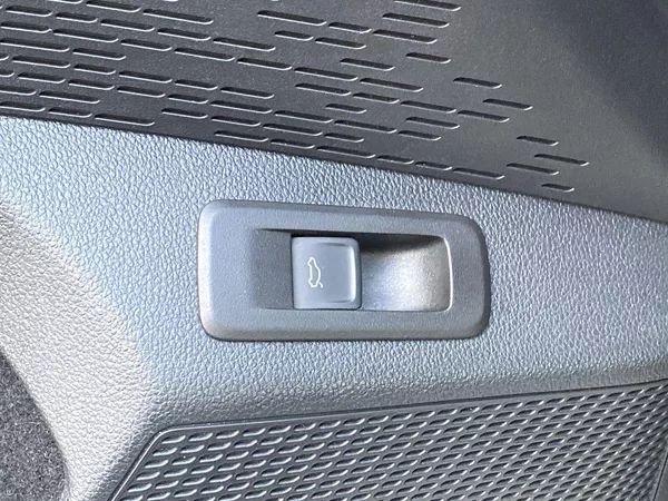 Škoda Octavia Combi 2.0 TDI DSG RS - foto 26