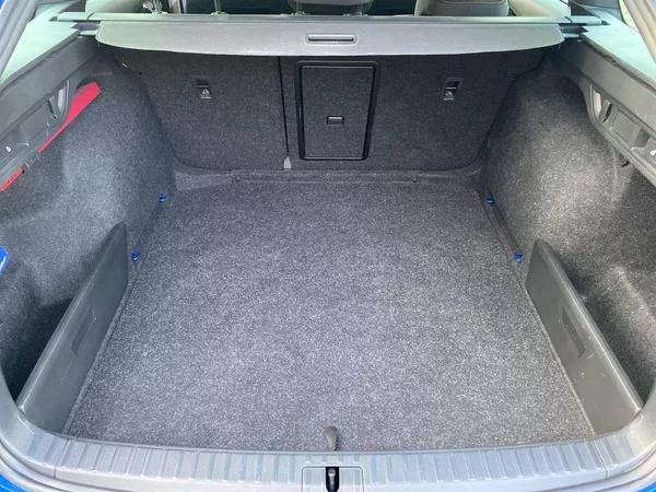 Škoda Octavia Combi 2.0 TDI DSG RS - foto 29