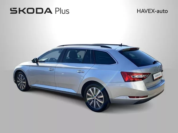 Škoda Superb Combi 2.0 TDI DSG Ambition - foto 34