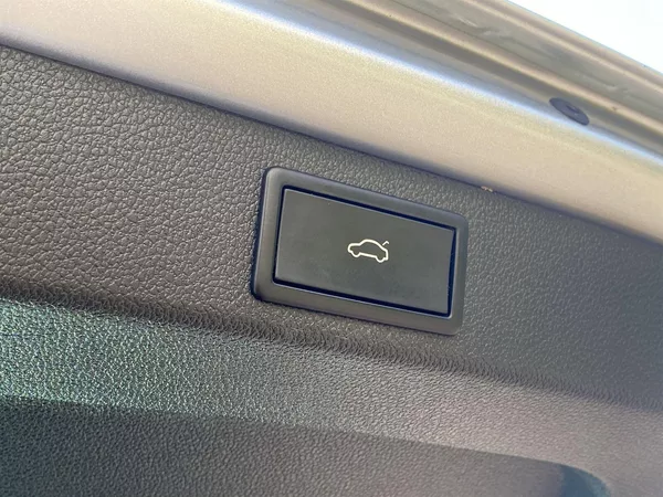 Škoda Superb Combi 2.0 TDI DSG Style - foto 29
