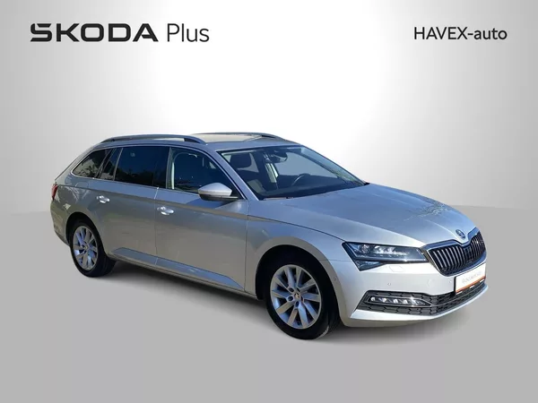 Škoda Superb Combi 2.0 TDI DSG Style - foto 32