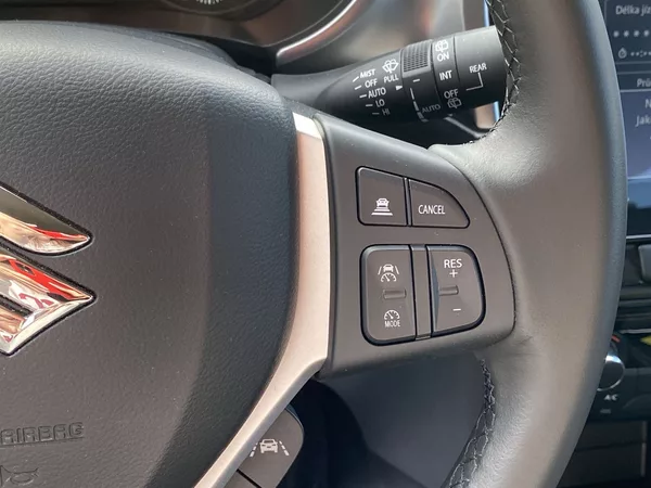 Suzuki Vitara 1.4 BoosterJet Premium - foto 18