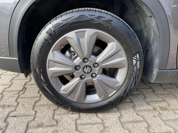Suzuki Vitara 1.4 BoosterJet Premium - foto 24