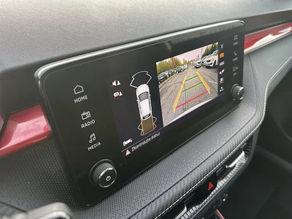 Škoda Fabia 1.0 TSI DSG Monte Carlo - foto 13