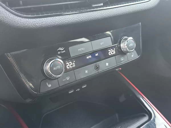 Škoda Fabia 1.0 TSI DSG Monte Carlo - foto 15
