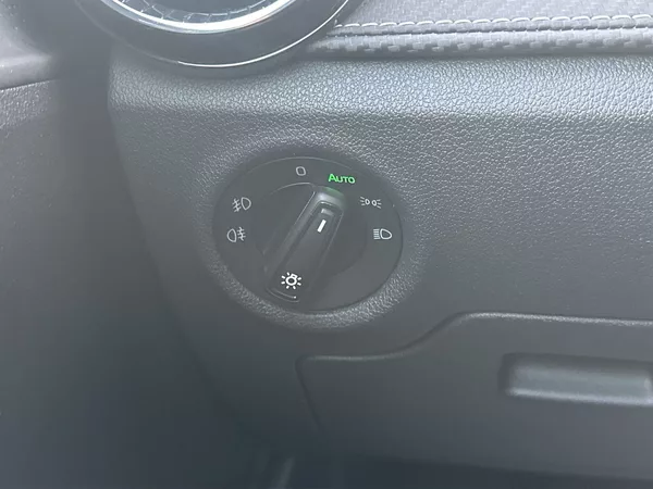 Škoda Fabia 1.0 TSI DSG Monte Carlo - foto 17