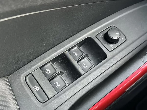 Škoda Fabia 1.0 TSI DSG Monte Carlo - foto 18