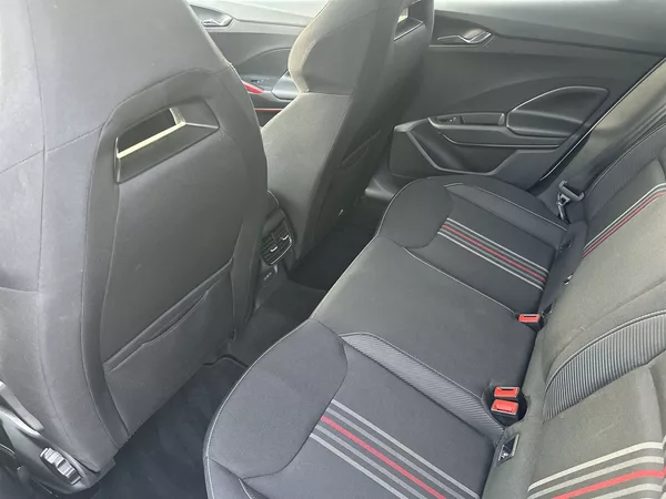 Škoda Fabia 1.0 TSI DSG Monte Carlo - foto 9