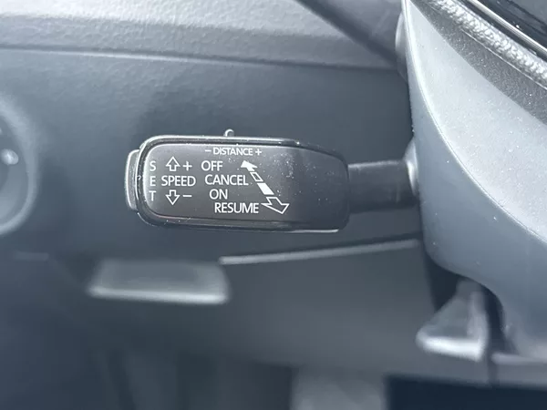 Škoda Superb Combi 2.0 TDI DSG L&K - foto 20