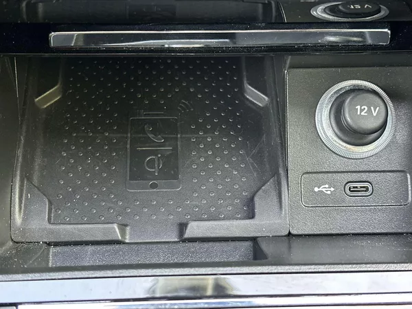 Škoda Superb Combi 2.0 TDI DSG L&K - foto 25