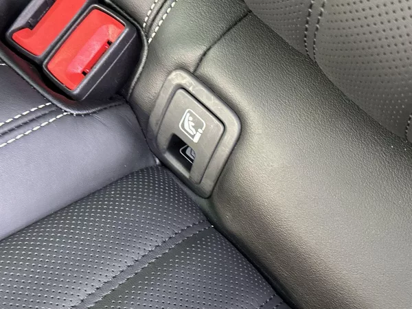Škoda Superb Combi 2.0 TDI DSG L&K - foto 27