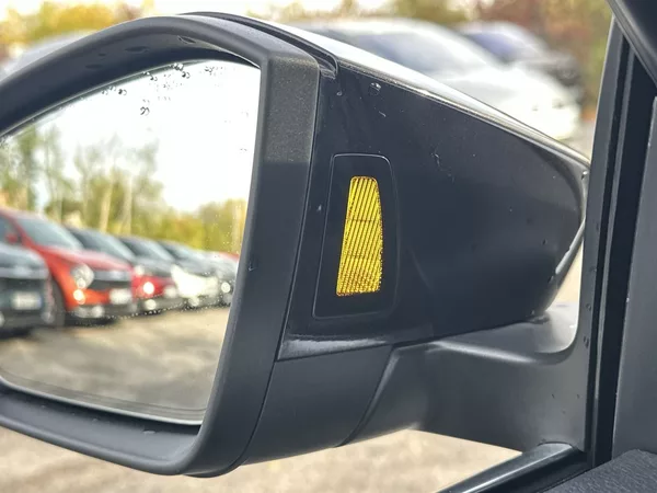 Škoda Superb Combi 2.0 TDI DSG L&K - foto 32