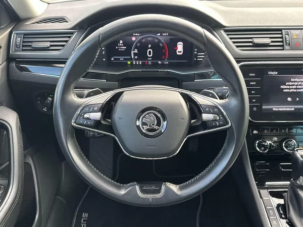 Škoda Superb Combi 2.0 TSI DSG L&K - foto 10