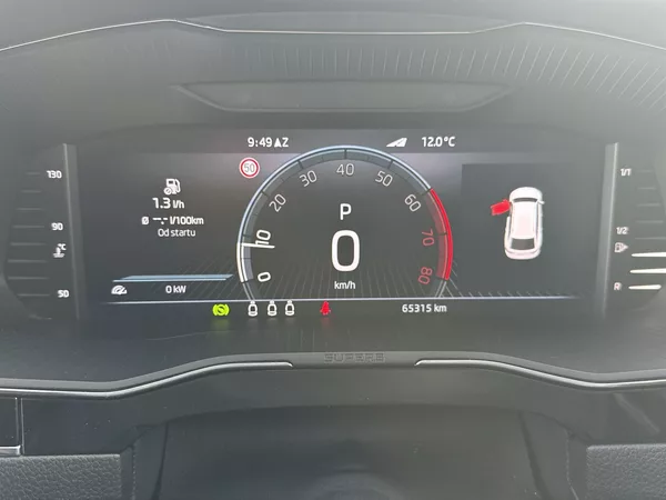 Škoda Superb Combi 2.0 TSI DSG L&K - foto 11