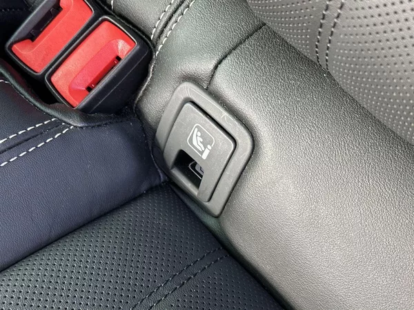 Škoda Superb Combi 2.0 TSI DSG L&K - foto 25