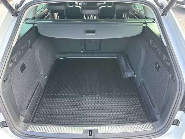 Škoda Superb Combi 2.0 TSI DSG L&K - foto 33