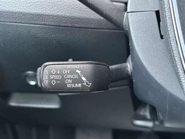 Škoda Superb Combi 2.0 TDI Style - foto 19