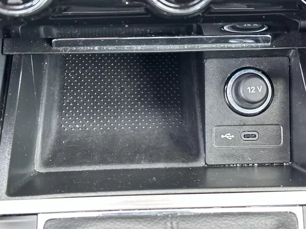 Škoda Superb Combi 2.0 TDI Style - foto 22