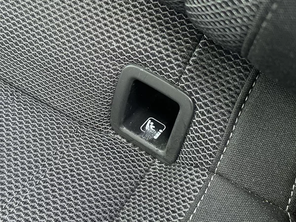 Škoda Superb Combi 2.0 TDI Style - foto 23