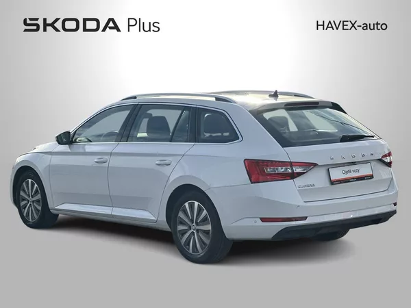 Škoda Superb Combi 2.0 TDI Style - foto 32