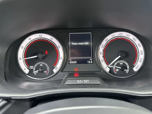 Škoda Fabia 1.0 TSI Monte Carlo - foto 11
