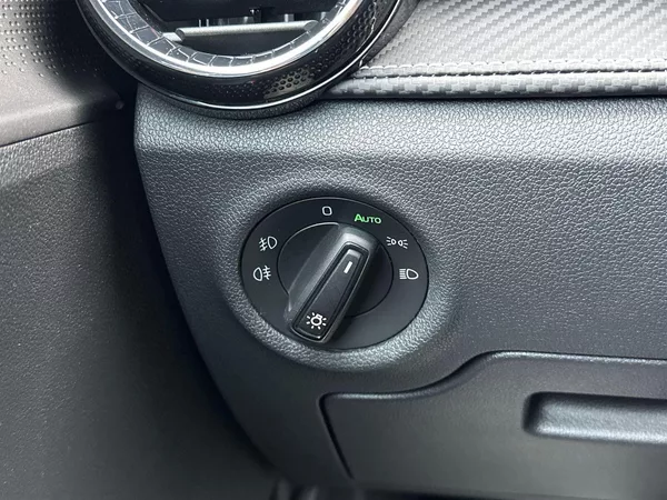 Škoda Fabia 1.0 TSI Monte Carlo - foto 17