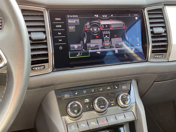 Škoda Kodiaq 2.0 TDI DSG Ambition - foto 17