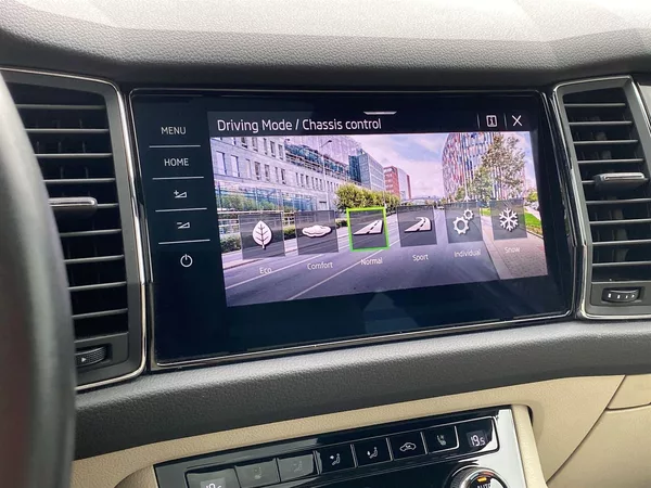 Škoda Kodiaq 2.0 TDI 4x4 DSG L&K - foto 15