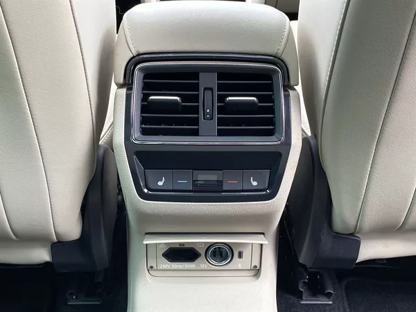 Škoda Kodiaq 2.0 TDI 4x4 DSG L&K - foto 31