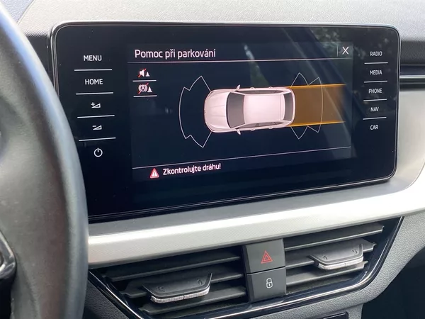 Škoda Scala 1.0 TSI DSG Ambition - foto 12