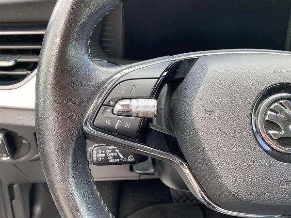 Škoda Scala 1.0 TSI DSG Ambition - foto 18