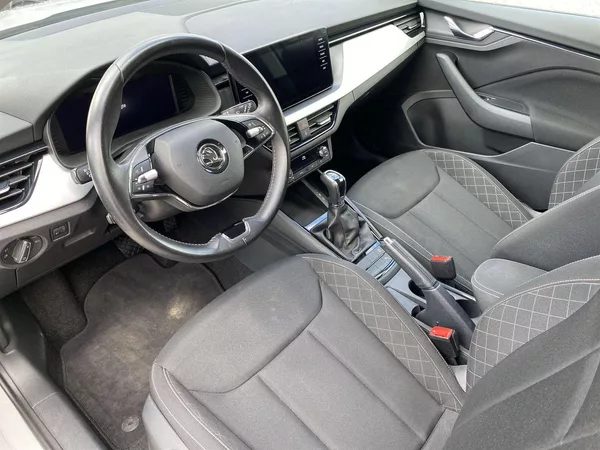 Škoda Scala 1.0 TSI DSG Ambition - foto 6